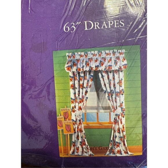 Vintage Y2K Winnie the Pooh 63” drapes 100 acre collection poohs garden - Picture 2 of 5